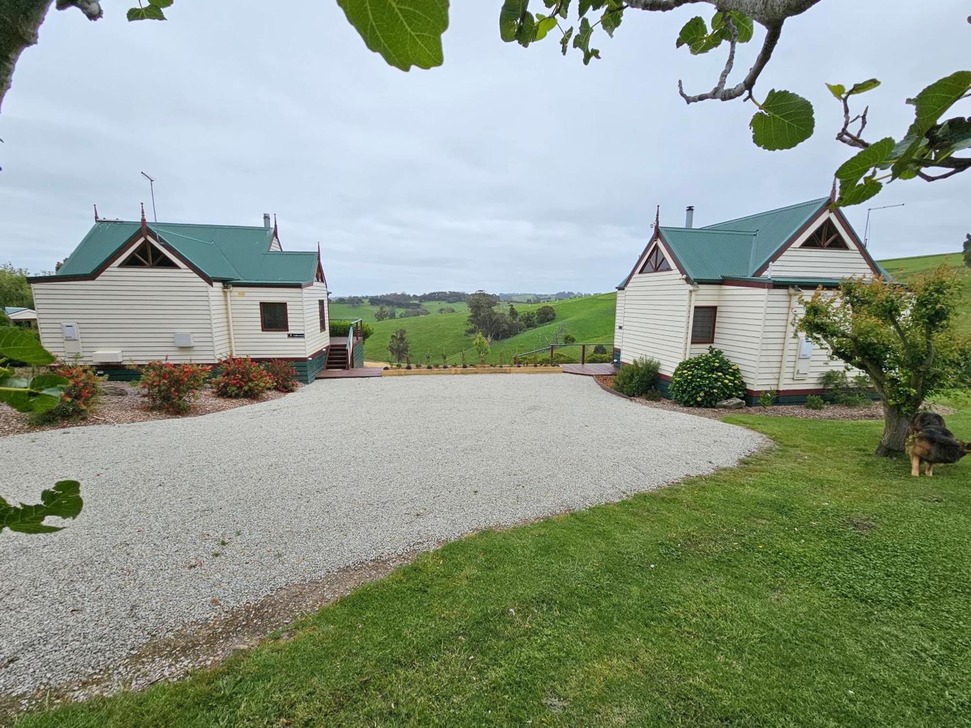 Maple Ridge Cottages Dumbalk 外观 照片
