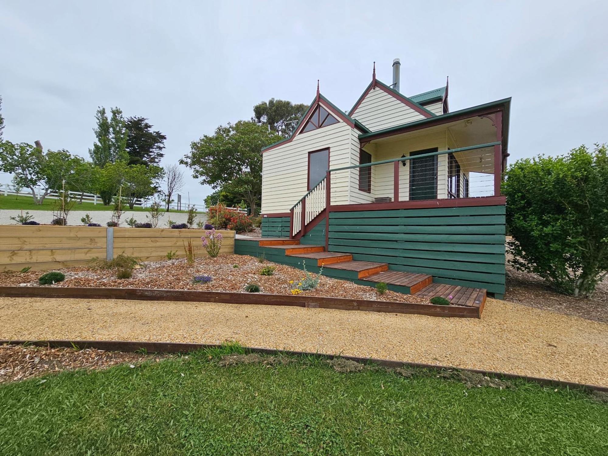 Maple Ridge Cottages Dumbalk 外观 照片
