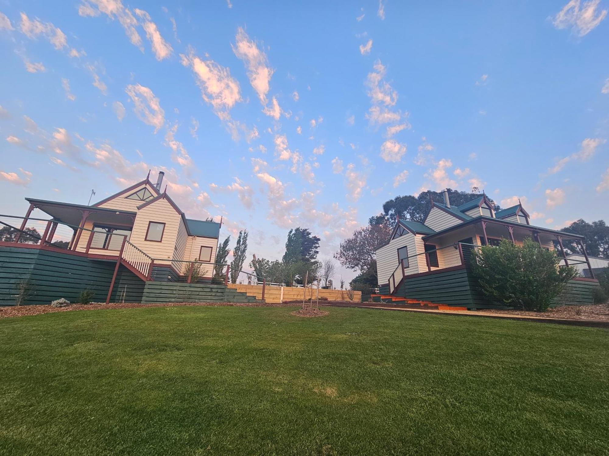 Maple Ridge Cottages Dumbalk 外观 照片